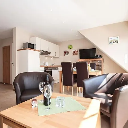 Upkammer Comfortable Holiday Semesterbostad *