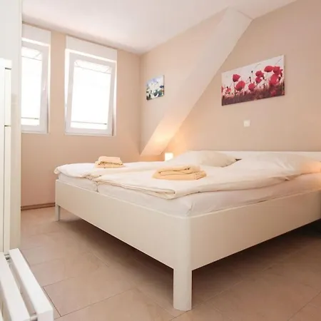 Upkammer Comfortable Holiday Semesterbostad *